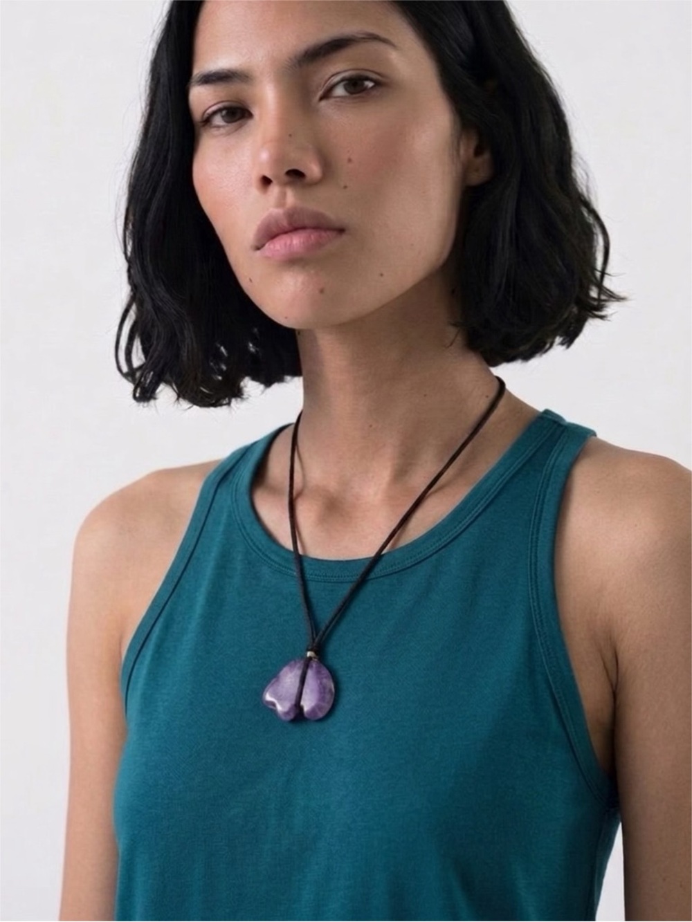 CARVED ZUNI BEAR STONE NECKLACE